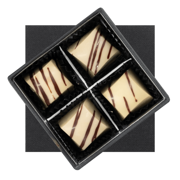Luxury Belgian chocolate box with 4 caramel pralines 50g 5407008470777 The Belgian Chocolate Makers
