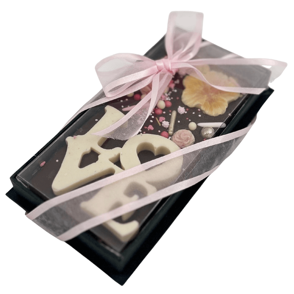 Milk chocolate red love bar 120g 5407008477202 The Belgian Chocolate Makers