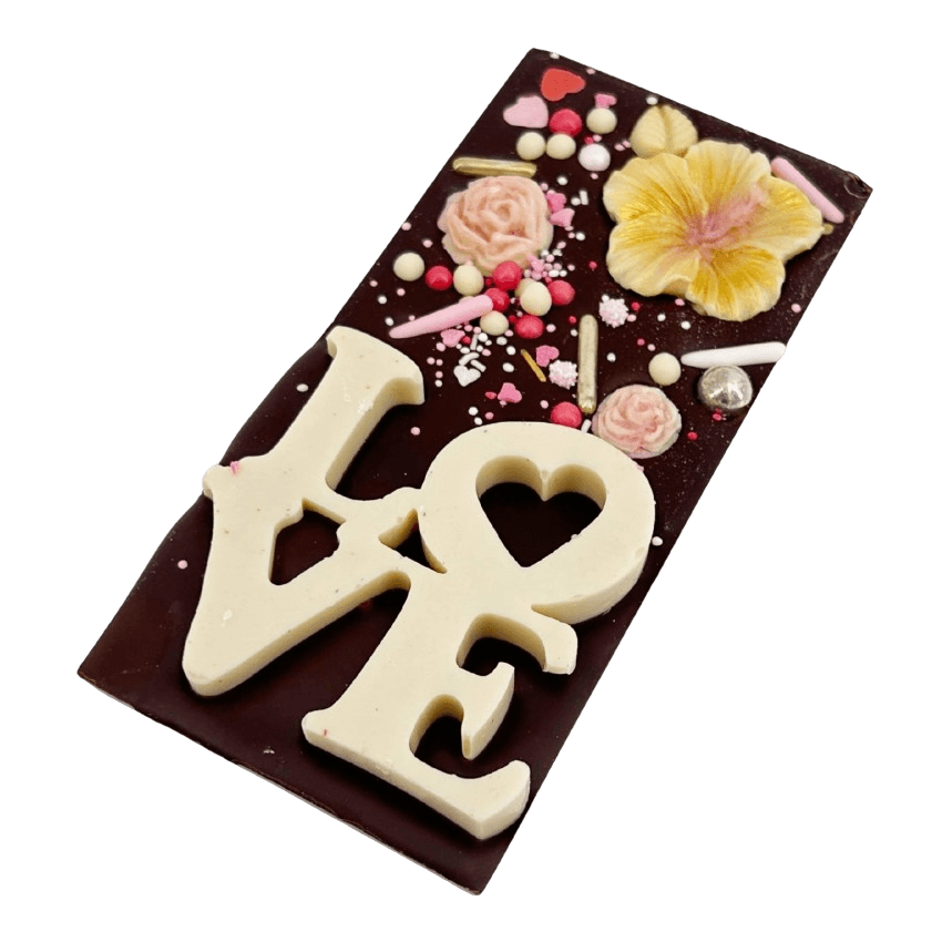 Milk chocolate red love bar 120g 5407008477202 The Belgian Chocolate Makers