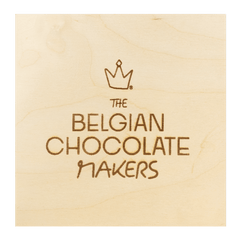 Wooden gift box with 16 pralines 5407008476830 The Belgian Chocolate Makers